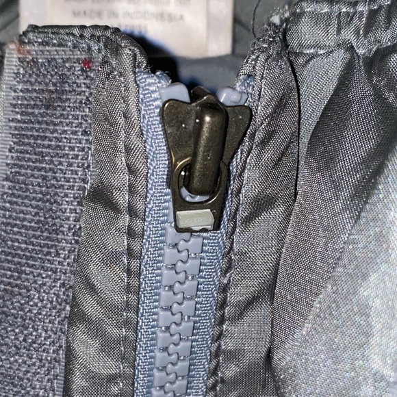 Vintage Adidas Puffer Jacket​ - Picture 6 of 7